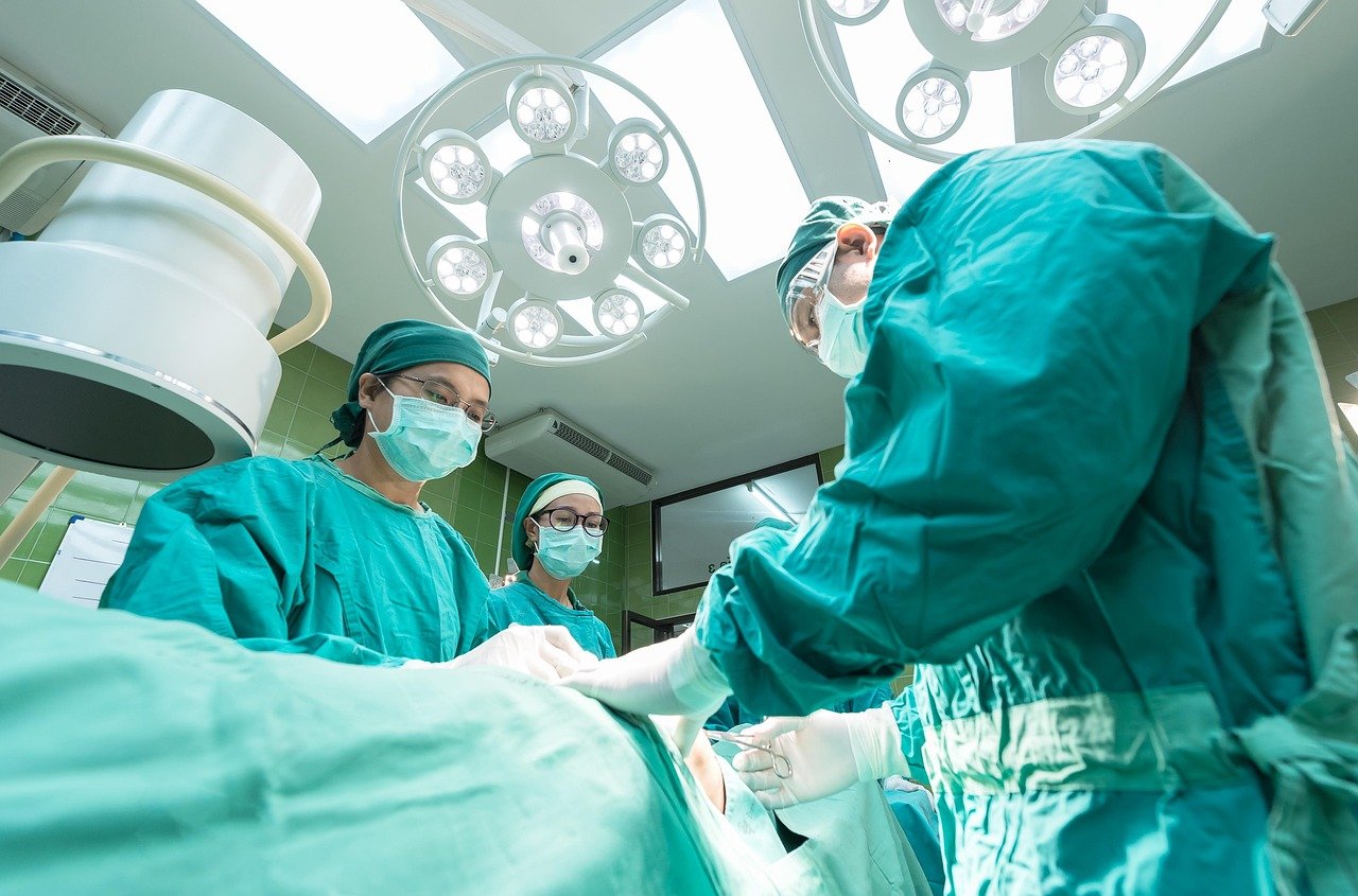surgery hospital 1807541